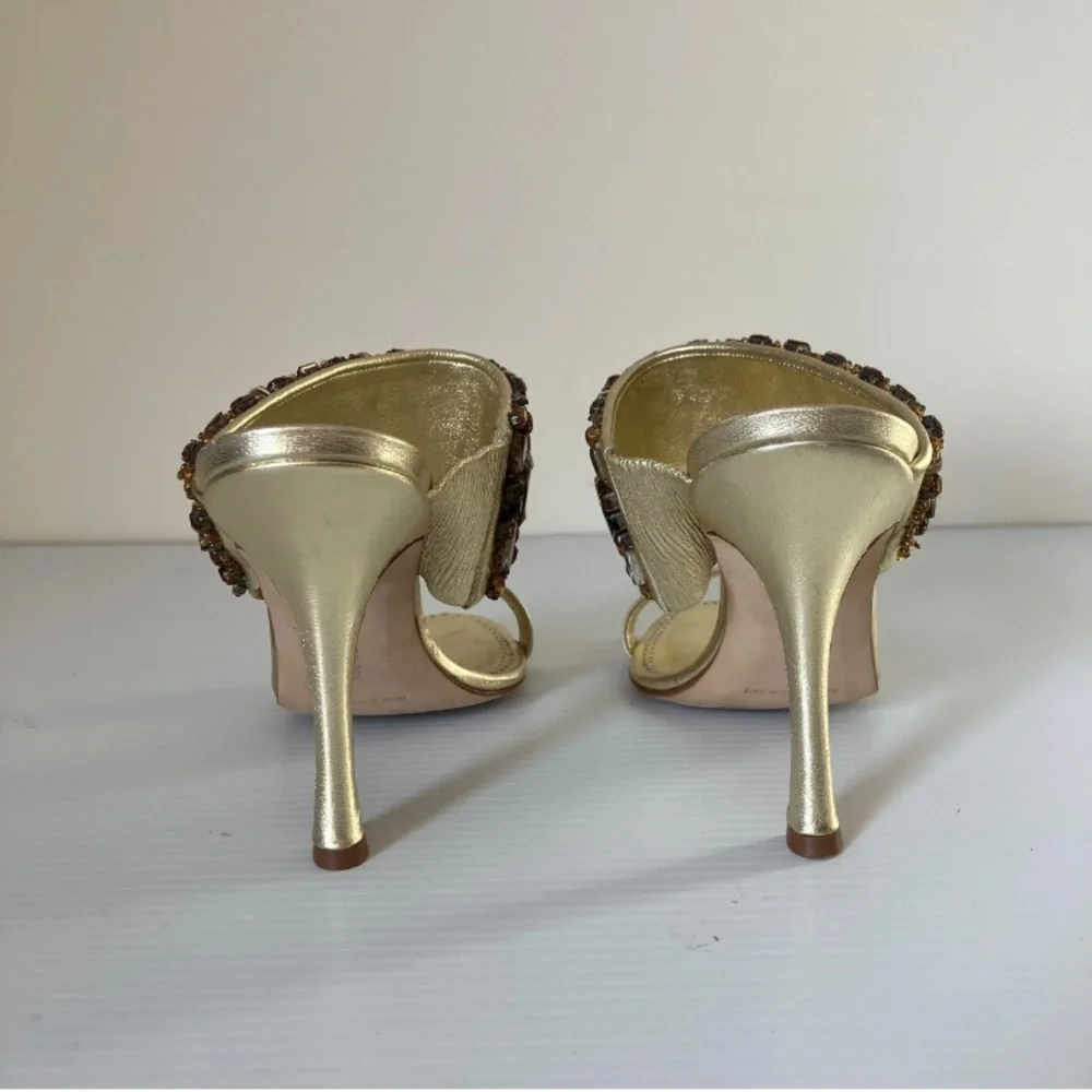 Manolo Blahnik DOGE 115 Jeweled Gold Mule Heeled Sandals size EU 36 US 5.5